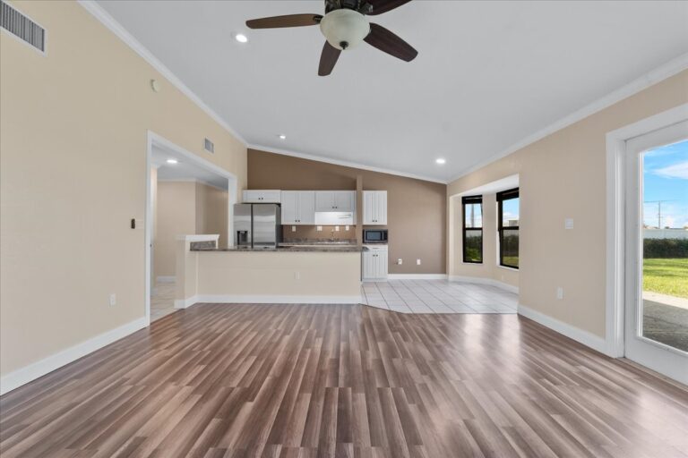 09-Living Room to Kitchen
