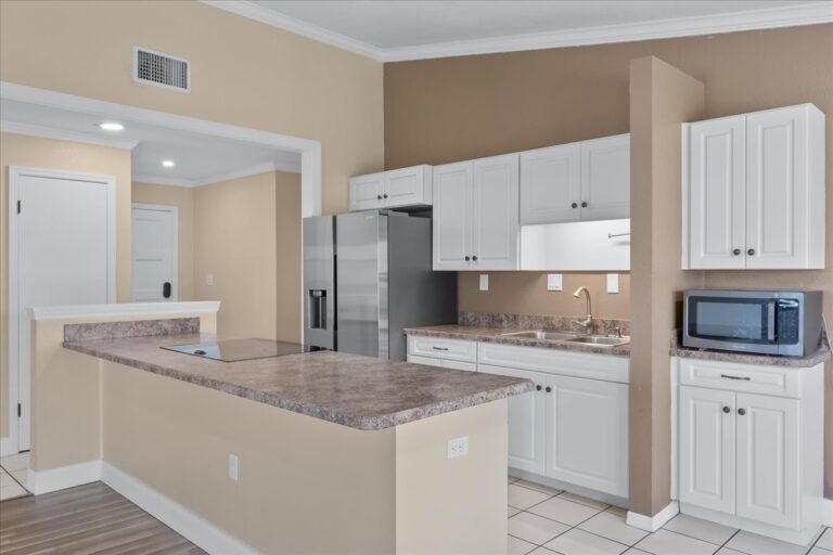 13-Kitchen