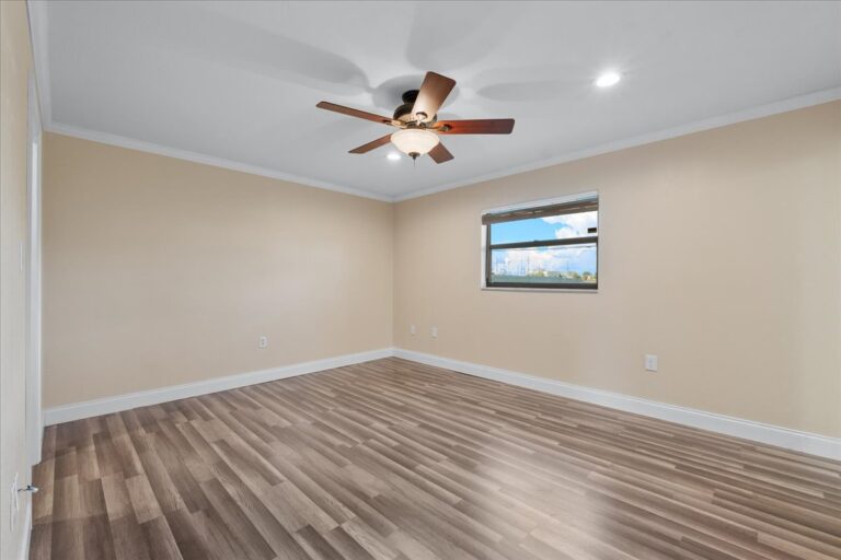 16-Primary Bedroom