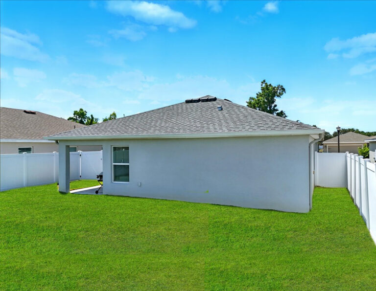 005-Exterior Back