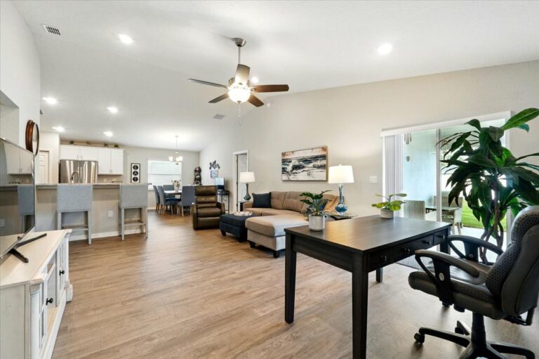 021-Living Room