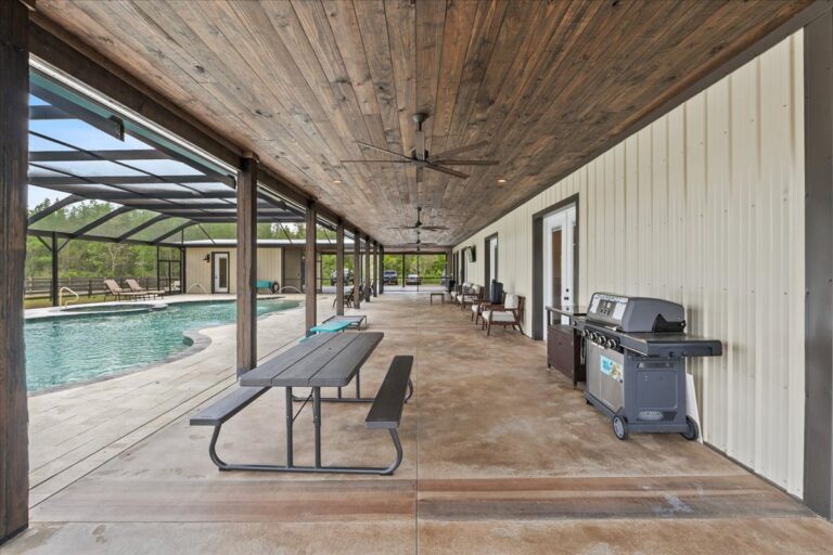 095-Back Porch