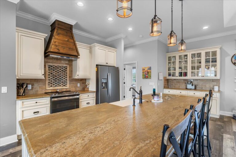 153-SH Kitchen