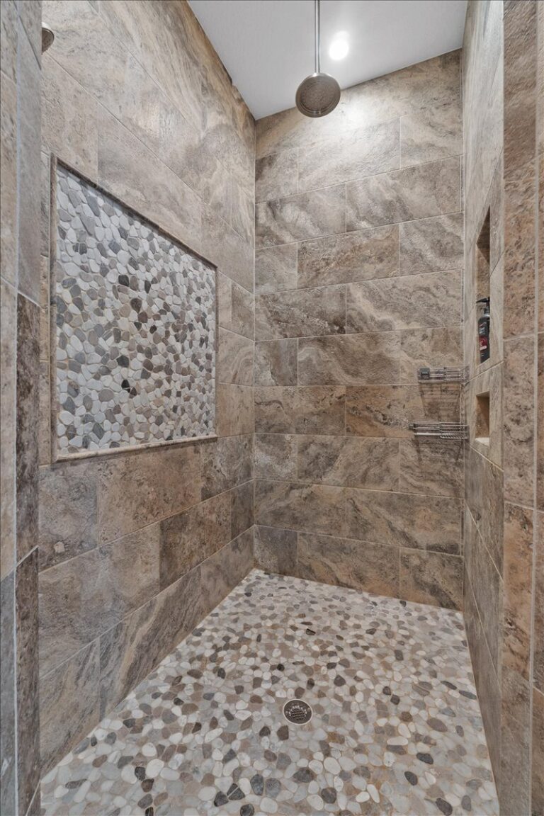167-SH Primary Bathroom