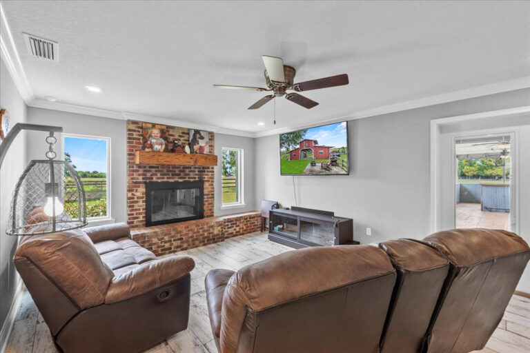 30-Family Room-new