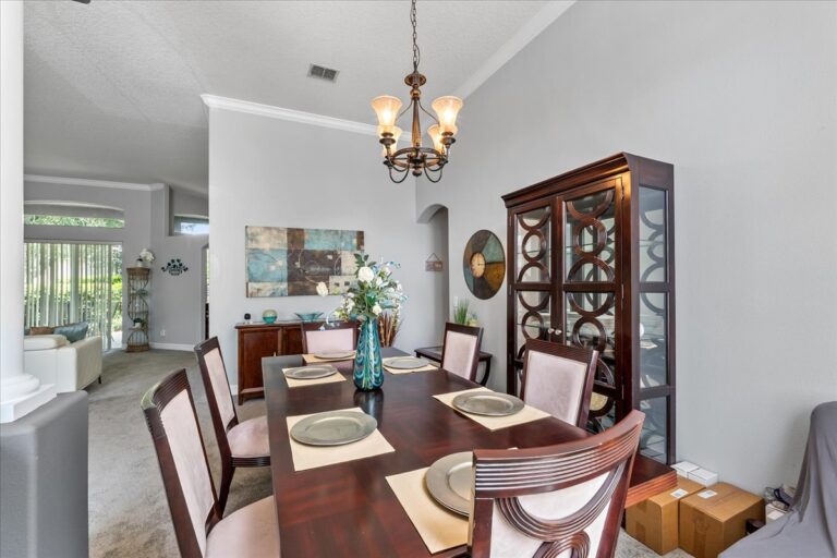 18-Dining Room