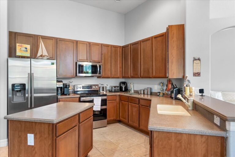 21-Kitchen