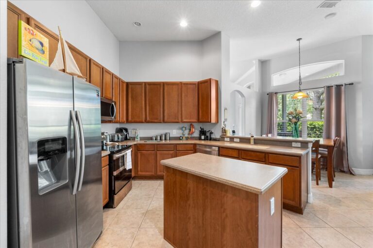 23-Kitchen