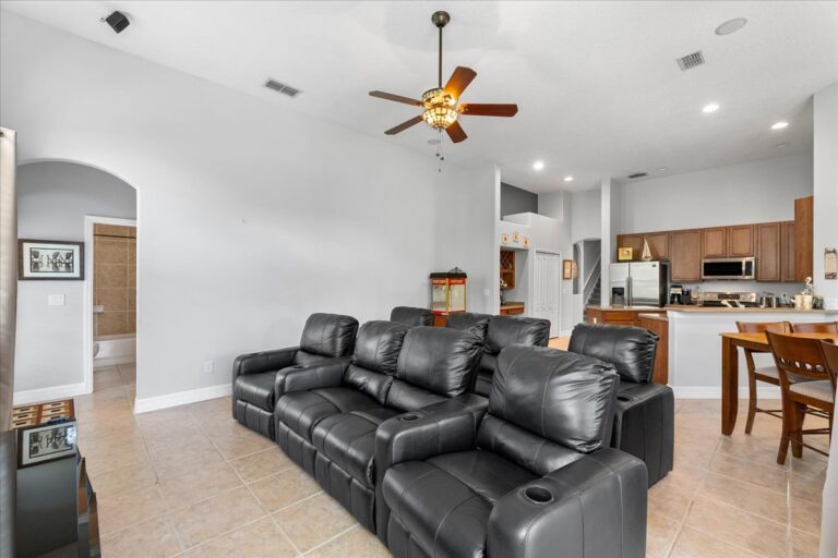 26-Family Room