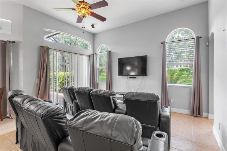 27-Family Room