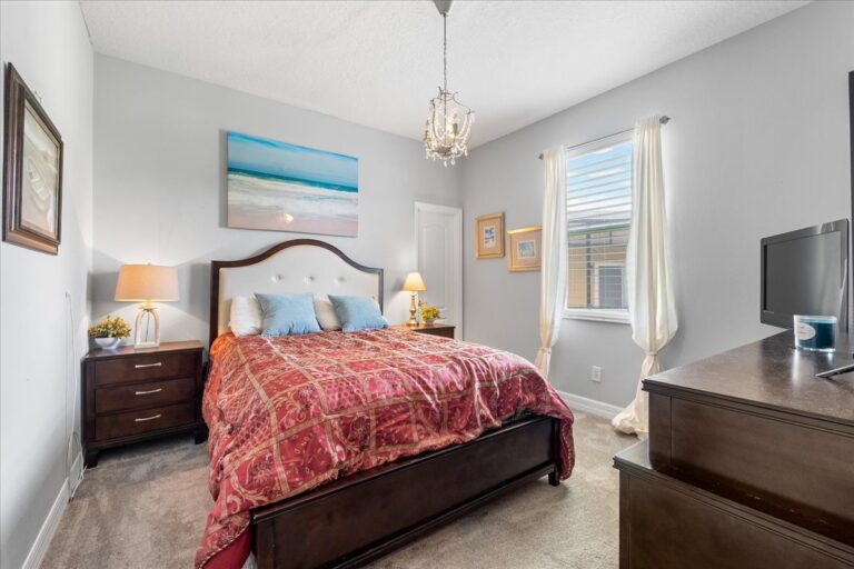 39-Bedroom 4