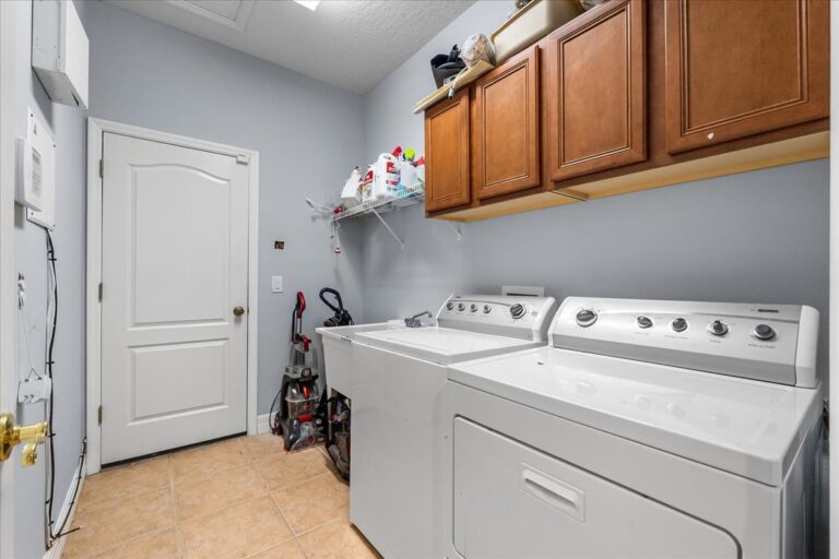 50-Laundry