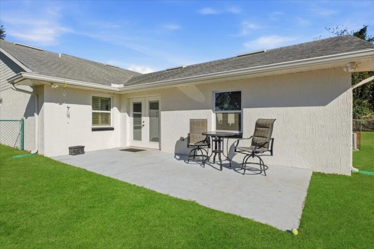 05-Back Patio with Grass