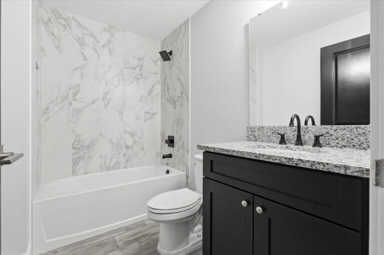 33-Bathroom 2
