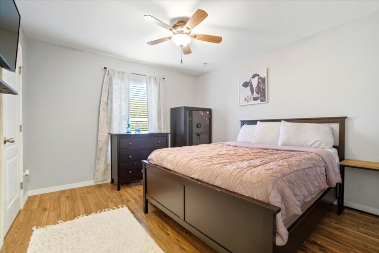 50-Bedroom 4