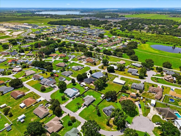 08-Aerial View Pin