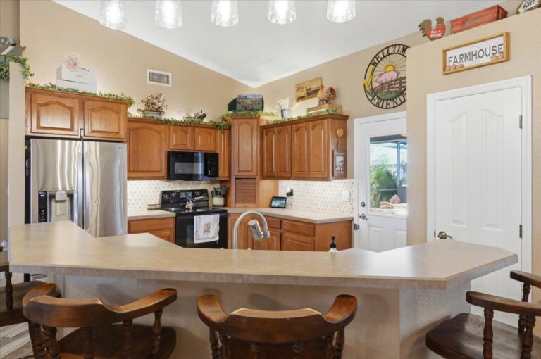 21-Kitchen