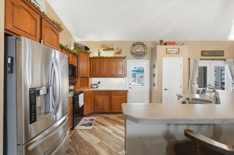 22-Kitchen