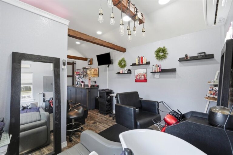 73-Barber Suite