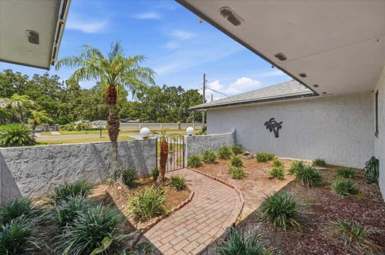 13-Front Porch